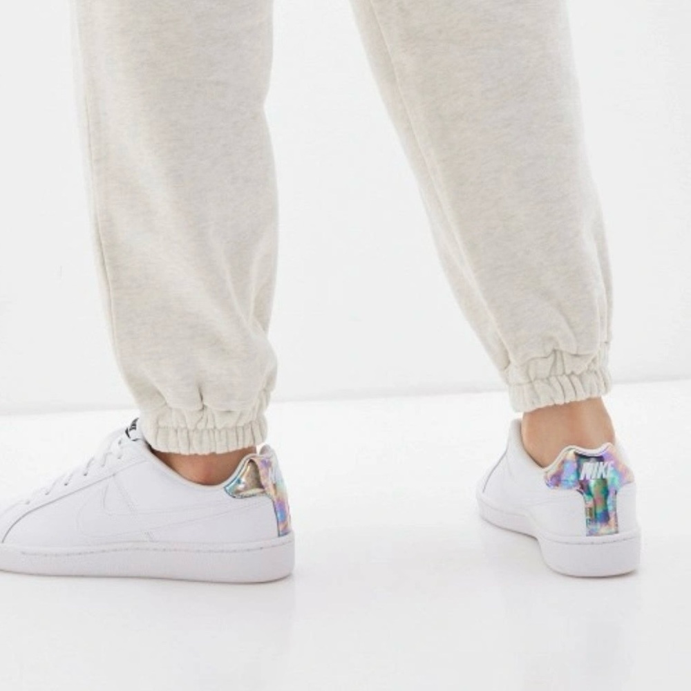 Nike Court Royale Holographic White Leather Low Top Size 9 Women’s